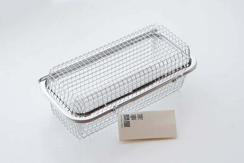 しっかり洗える大きめの4メッシュを採用